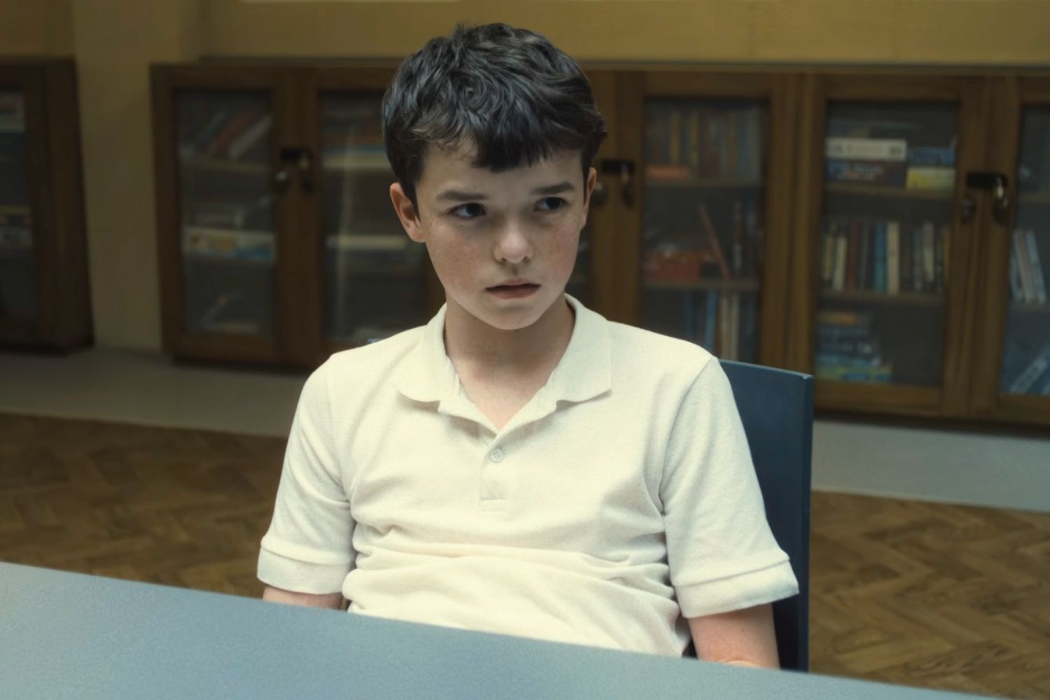 Owen Cooper als Jamie Miller in Adolescence, een series op Netflix over digitale opvoeding.