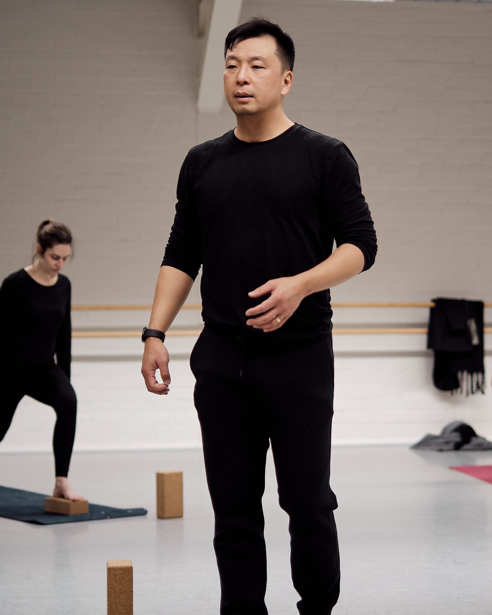 Justin Yep geeft yoga bij Ndigo